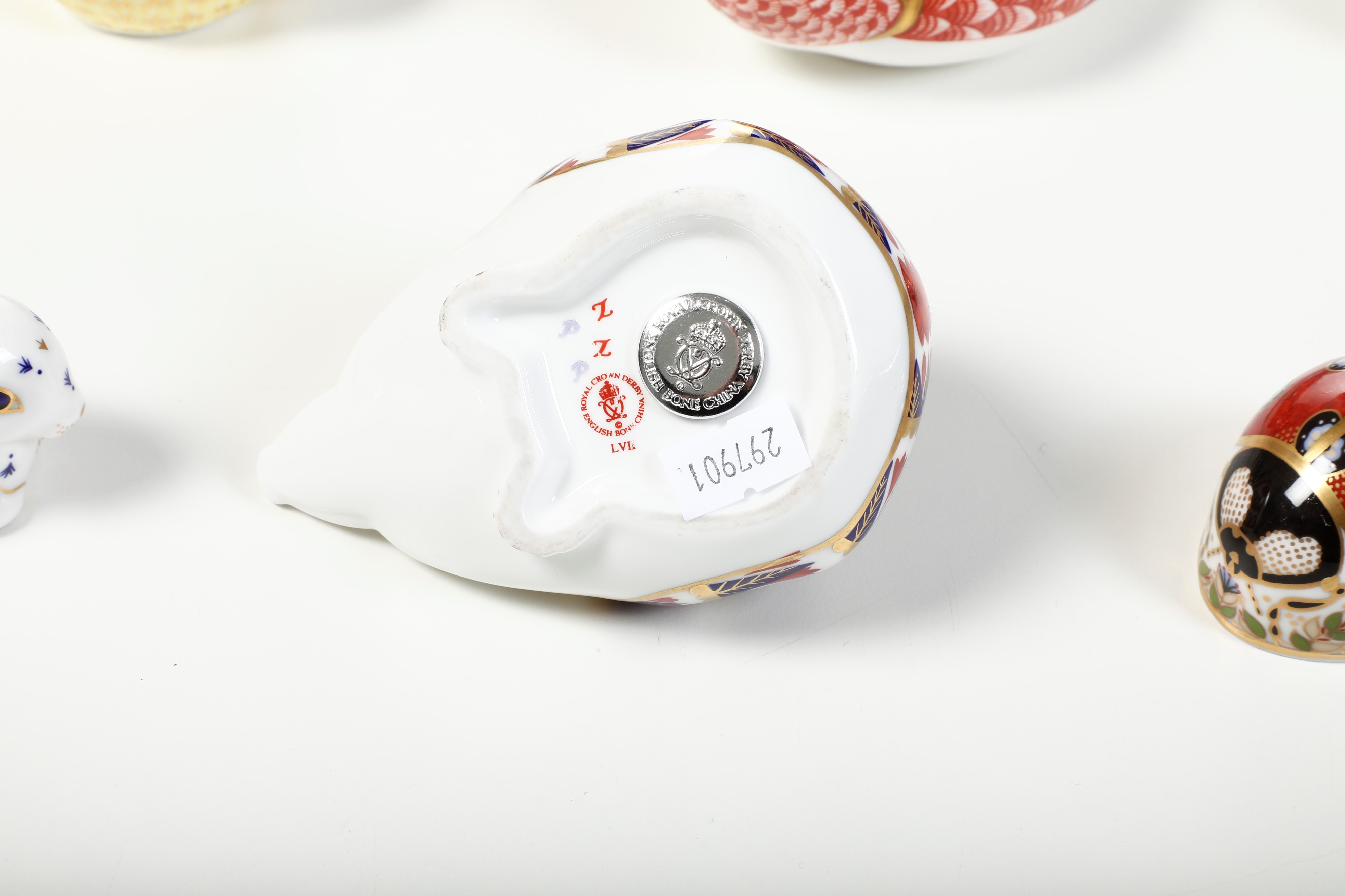 Lotto di Trentasei Animali. Inghilterra, Royal Crown Derby, Ultimo Quarto del XX Secolo.
