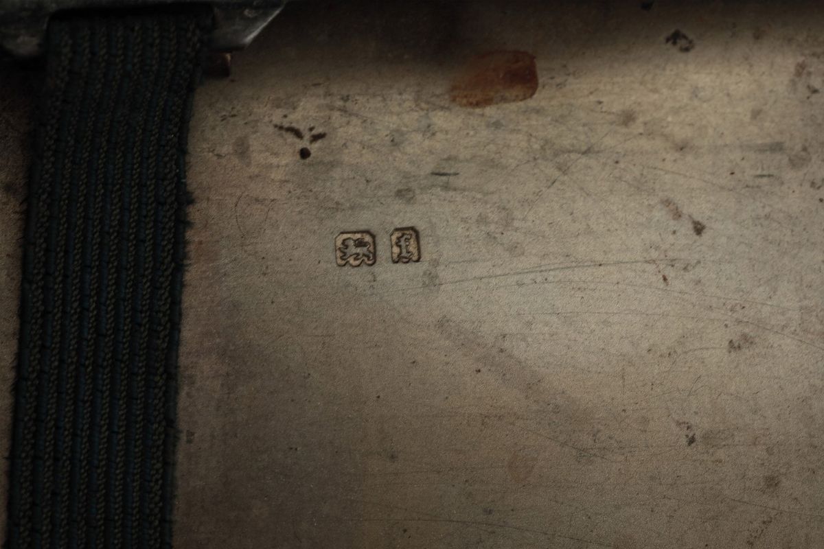 Quattro Orologi da Tavolo, un Porta Penny e un Portasigarette. Inghilterra XX Secolo (birmingham,...