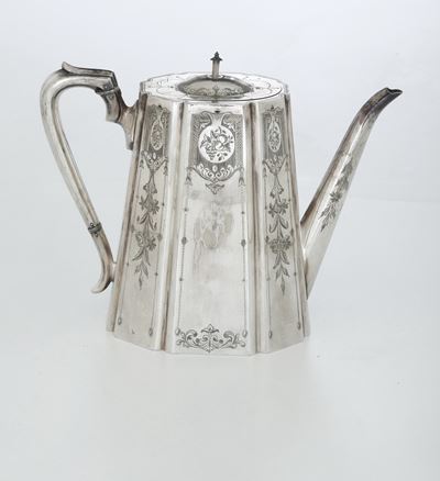 Teiera. Metallo Argentato. Inghilterra XIX-XX Secolo. Argentiere Walker & Hall
