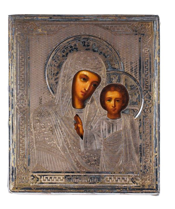 Vergine di Kazan. Scuola russa del XIX secolo. Icona su tavola e riza in argento dorato, Russia inizi XX secolo
