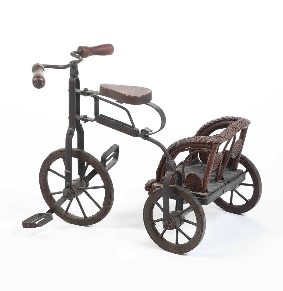 Modellino di Triciclo in Metallo e Legno. XX Secolo
