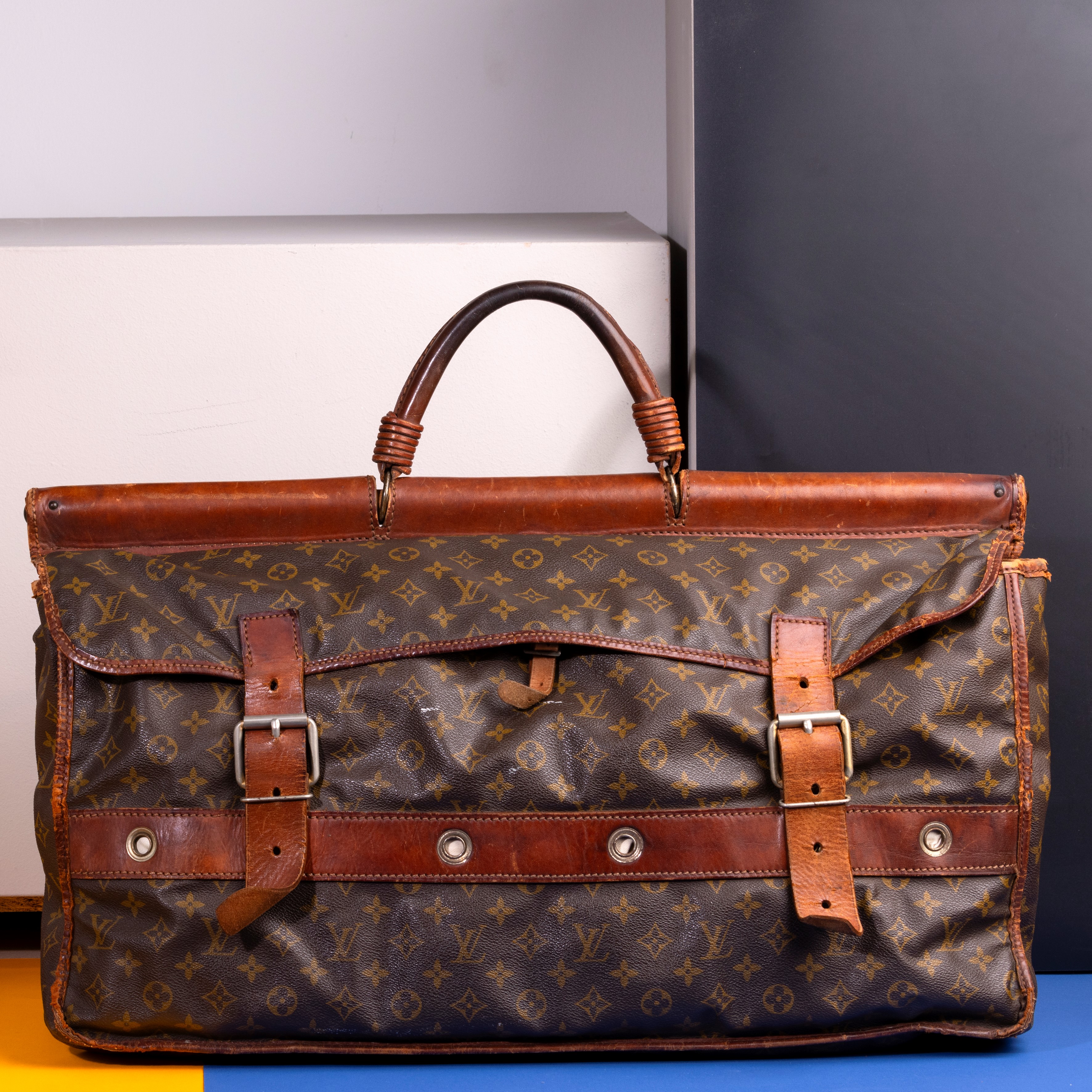Louis Vuitton Borsa 48 Ore, Diffetti e Segni di Usura del Tempo, Rotture Evidenti