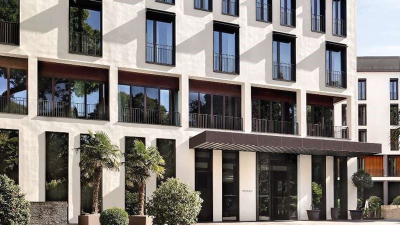 Soggiorno Bulgari Hotel Milano  - Auction Charity Auction | LAPS Foundation X Arca Project for Social Housing Bodio - Cambi Casa d'Aste