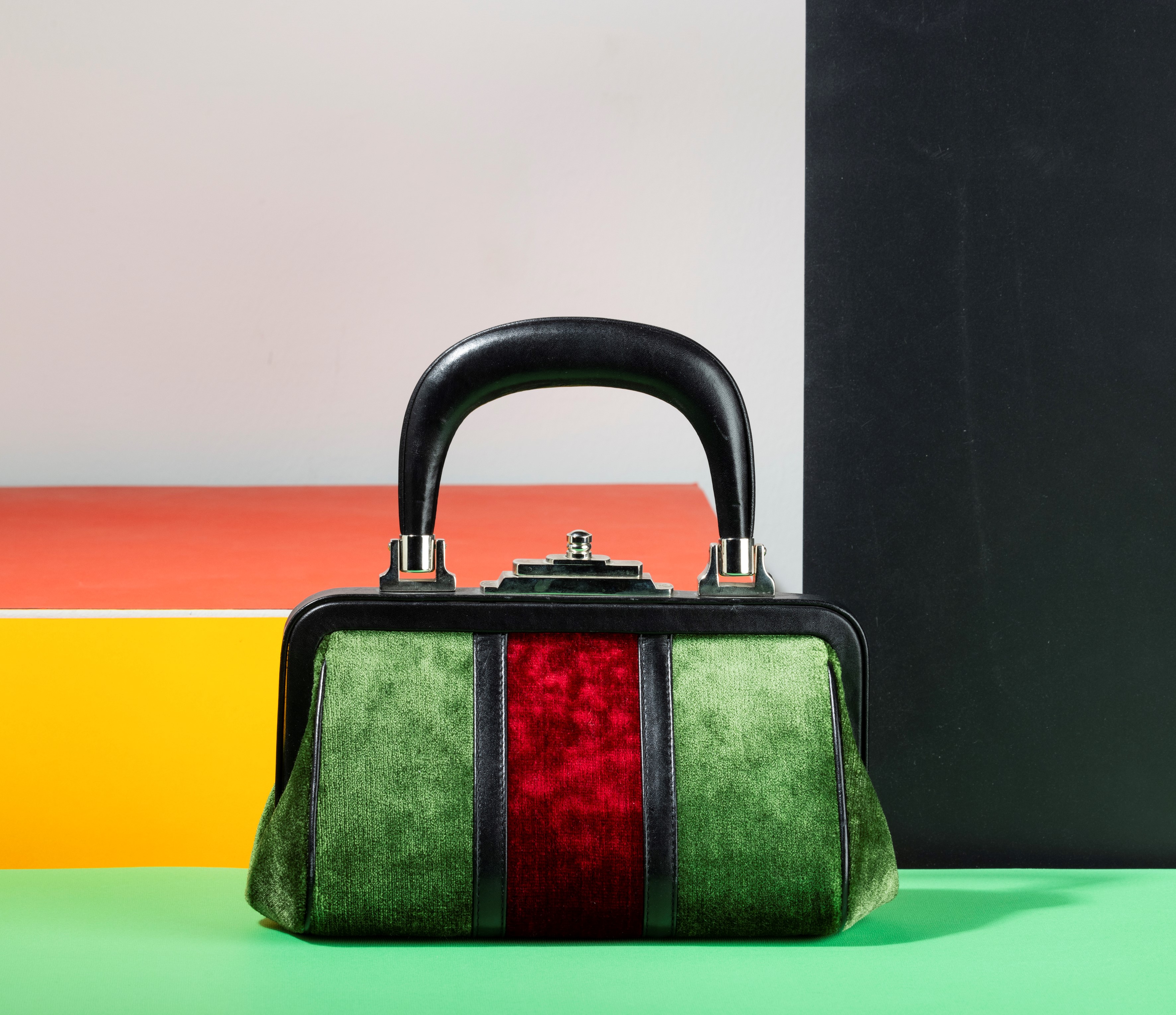 Roberta di Camerino Borsa Piccola in Velluto e Pelle, Difetti, in Ottime Condizioni