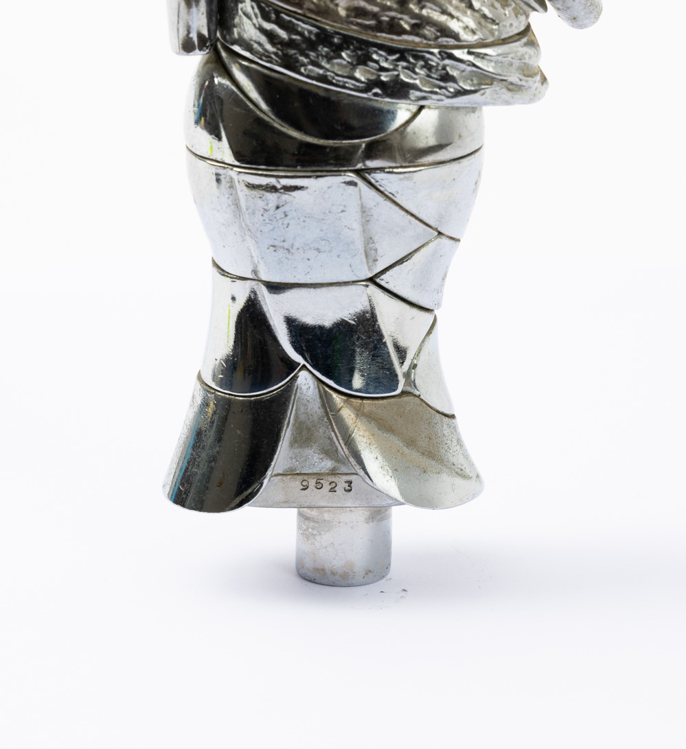 Miguel Berrocal - Mini cariatide, scultura in metallo cromato