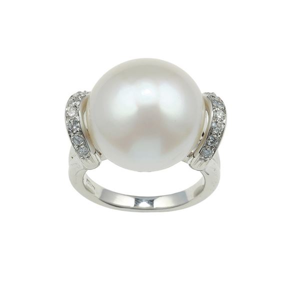 Cultured pearl and diamond ring