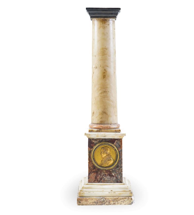 Colonna di Pio IX. Manifattura romana del XIX secolo  - Asta Scultura e Oggetti d'Arte - Cambi Casa d'Aste