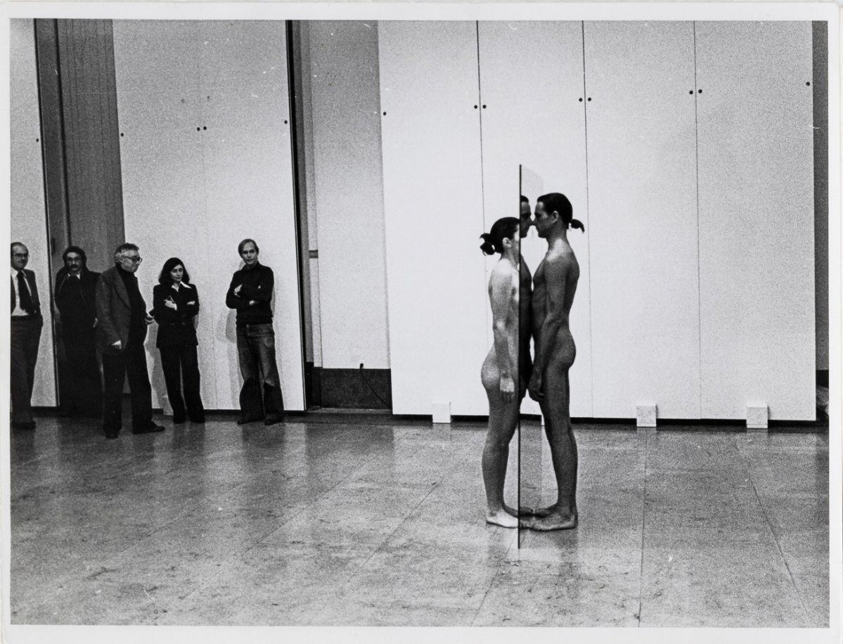 Douglas Beer - Lotto Formato da Due Fotografie Marina Abramovic - Ulayballance Proof, 8 Dicembre ...