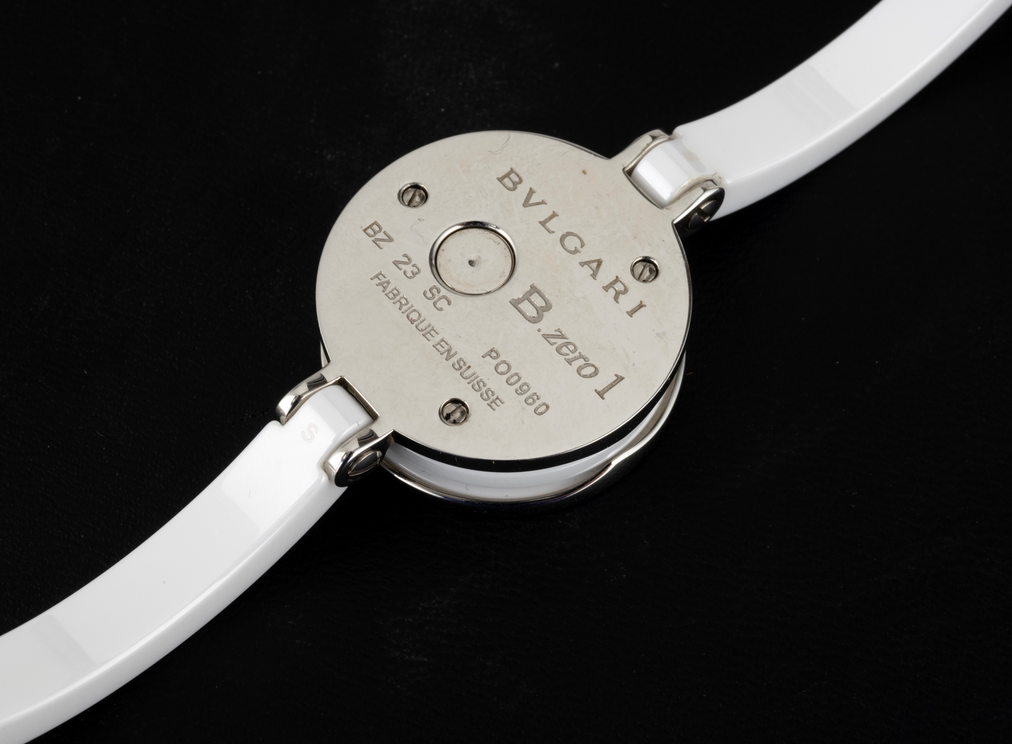 Bulgari - B Zero 1 in Acciaio e Ceramica Bianca a Bracciale Rigido, Movimento al Quarzo e Quadran...
