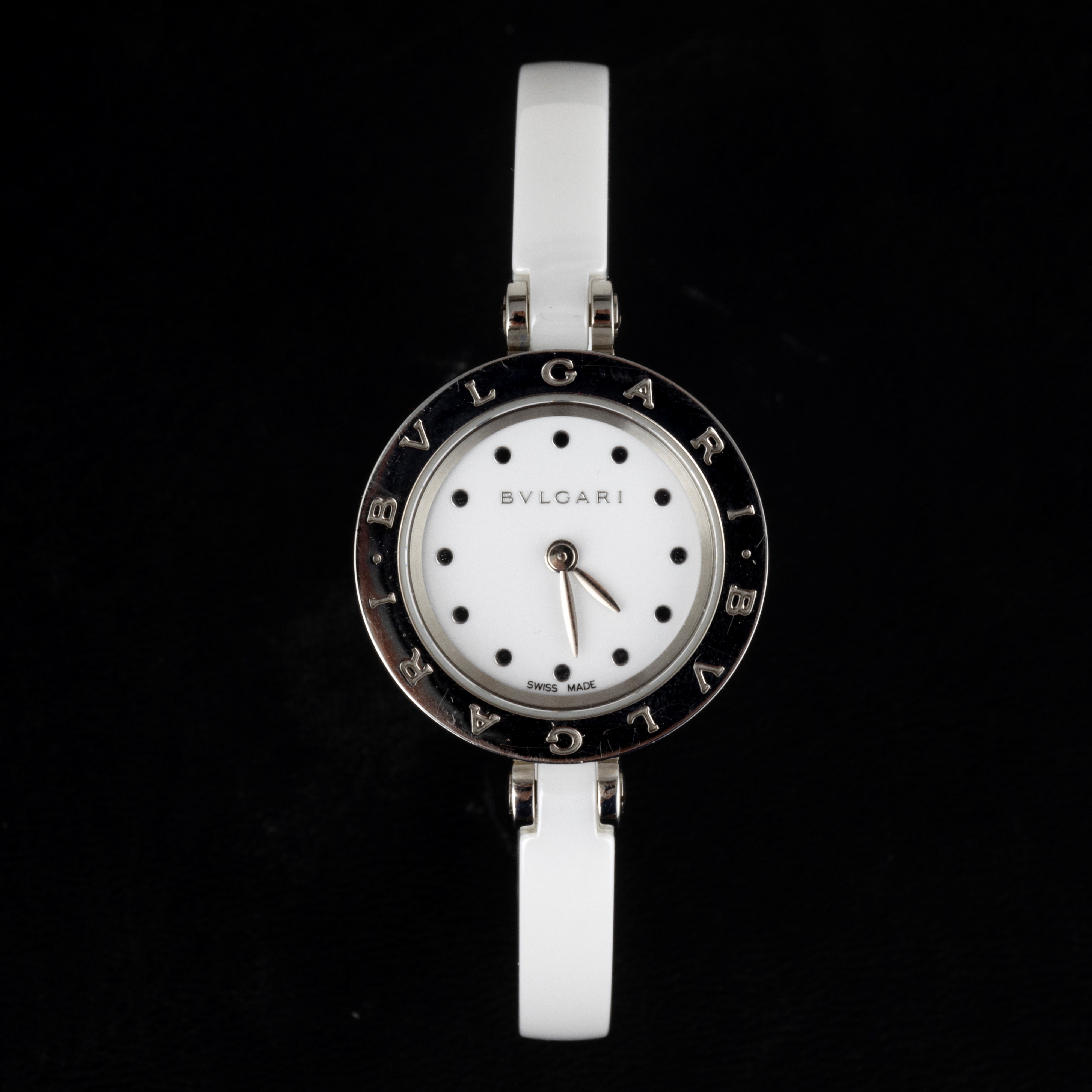 Bulgari - B Zero 1 in Acciaio e Ceramica Bianca a Bracciale Rigido, Movimento al Quarzo e Quadran...