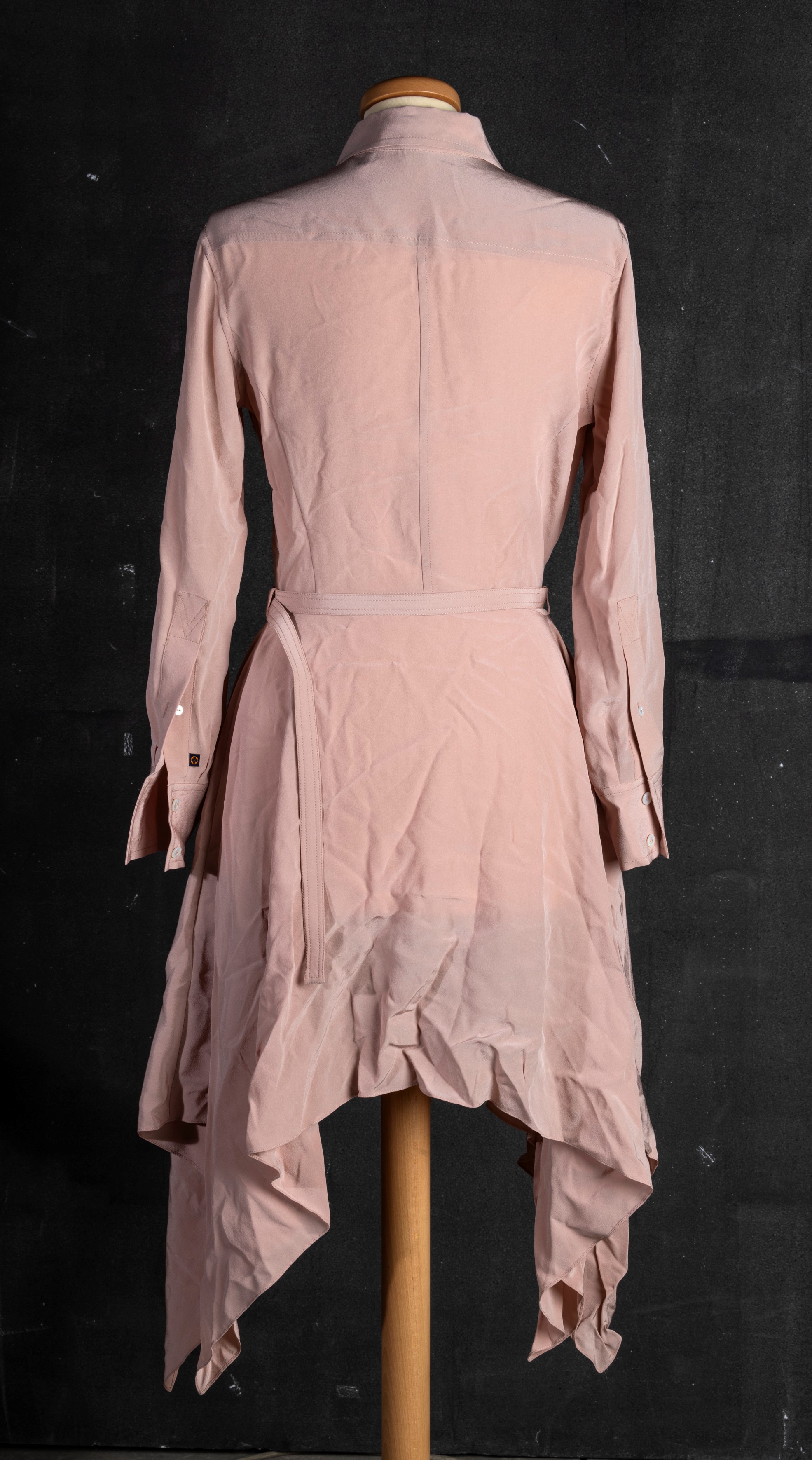 Louis Vuitton Abito Rosa Cipria con Cinturino e Sottoveste Color Pelle in Seta- Codice Identifica...