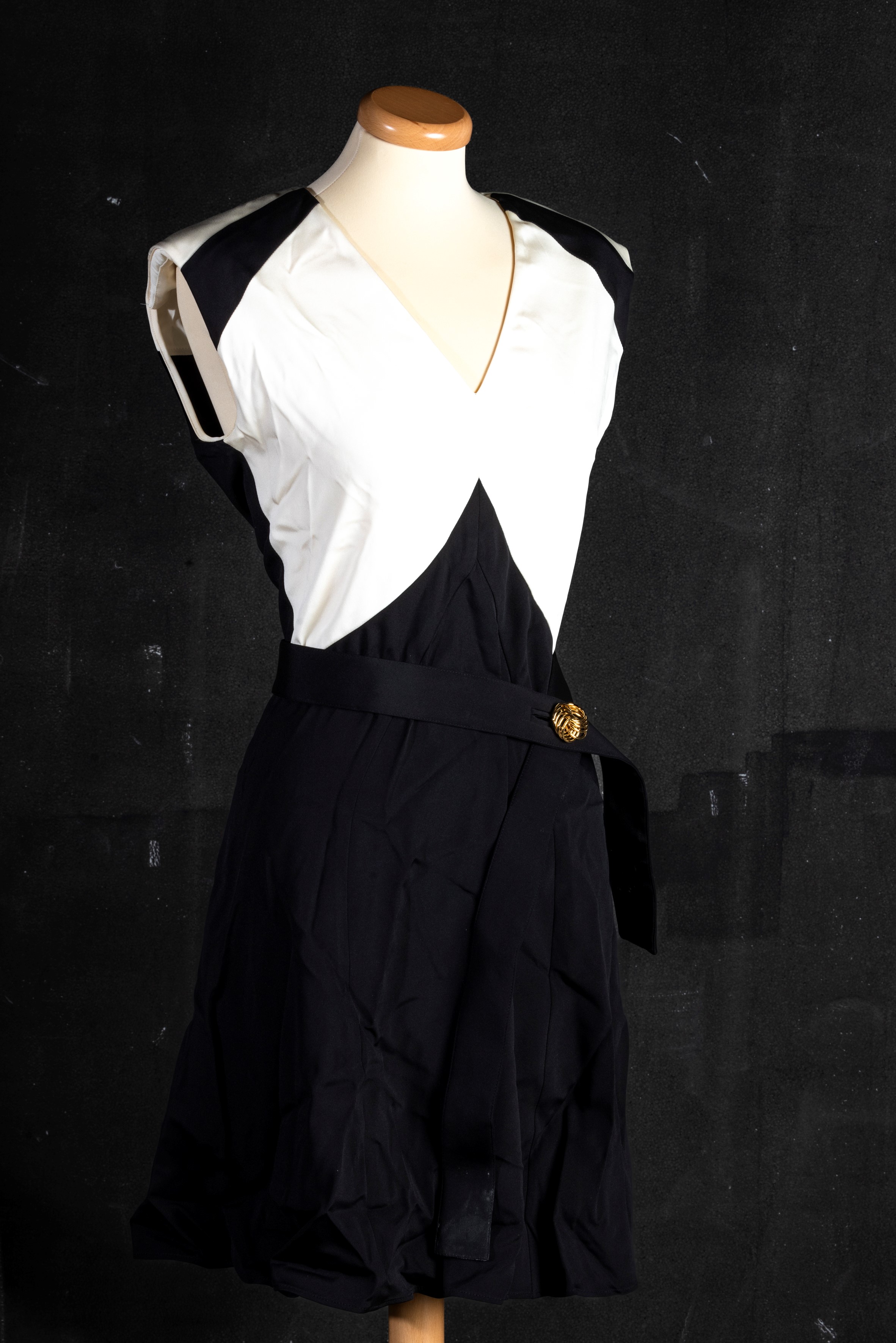 Louis Vuitton Abito Black&white in Poliestere, Mancanza di Etichetta con Codice, Tg 34, Difetti