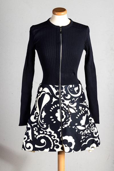 Louis Vuitton Abito Nero con Disegni Astratti Color Panna in Poliammide- Codice Identificativo N....