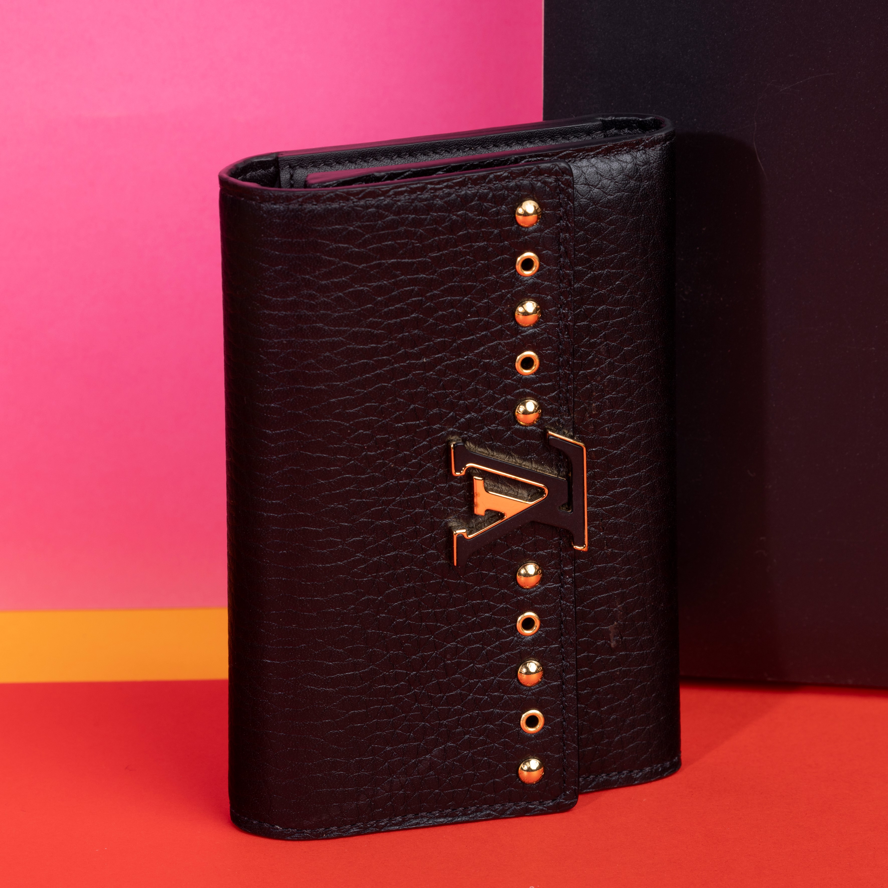Louis Vuitton Portafogli in Canvas e Borchie, Lievi Difetti, Buone Condizioni