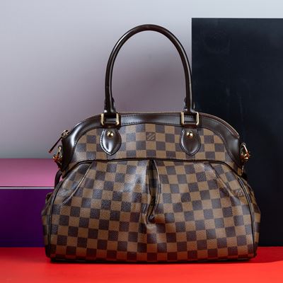 Louis Vuitton Borsa Trevi con Disegno Damier Ebene in Canvas con Finiture in Pelle con Tracolla, ...