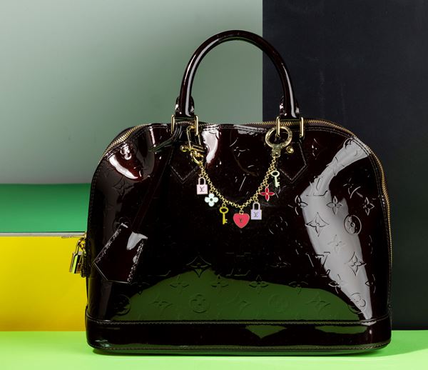 Louis Vuitton Borsa Alma in pelle/vernice bordeaux con portafogli abbinato, difetti, in ottime condizioni, dustbag
