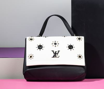 Louis Vuitton Lockme in Pelle Bicolore Bianca e Nera e Borchie con Tracolla, Difetti, in Buone Co...