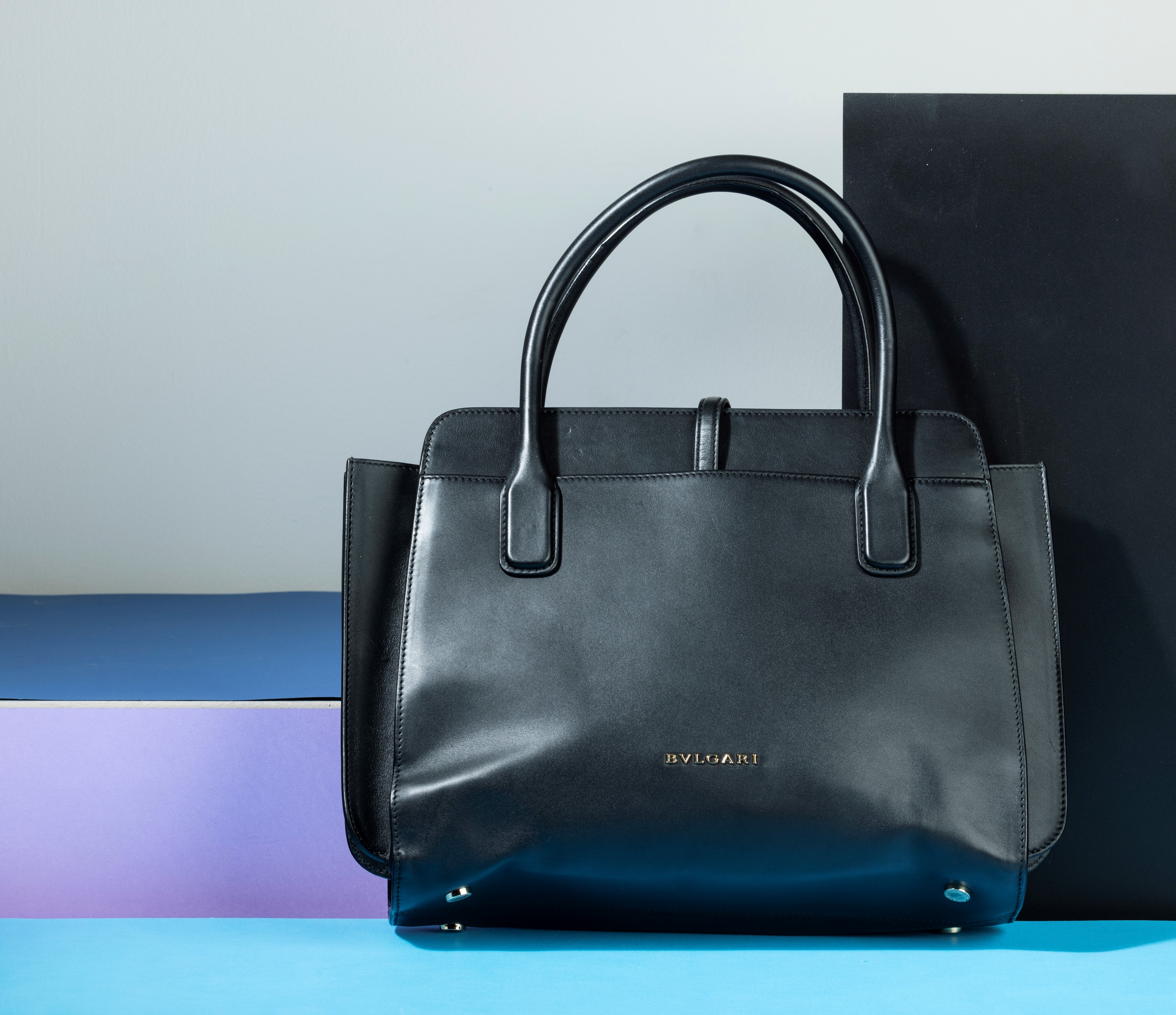 Bulgari Borsa in Pelle Nera Tote, con Interno in Pelle Verde, Codice Identificativo Sap Code 2812...