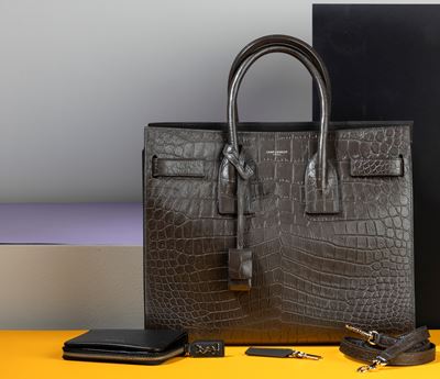 Saint Laurent Sac De Jour Borsa in Pelle Goffrata con Stampa Simil Coccodrillo con Tracolla e Por...