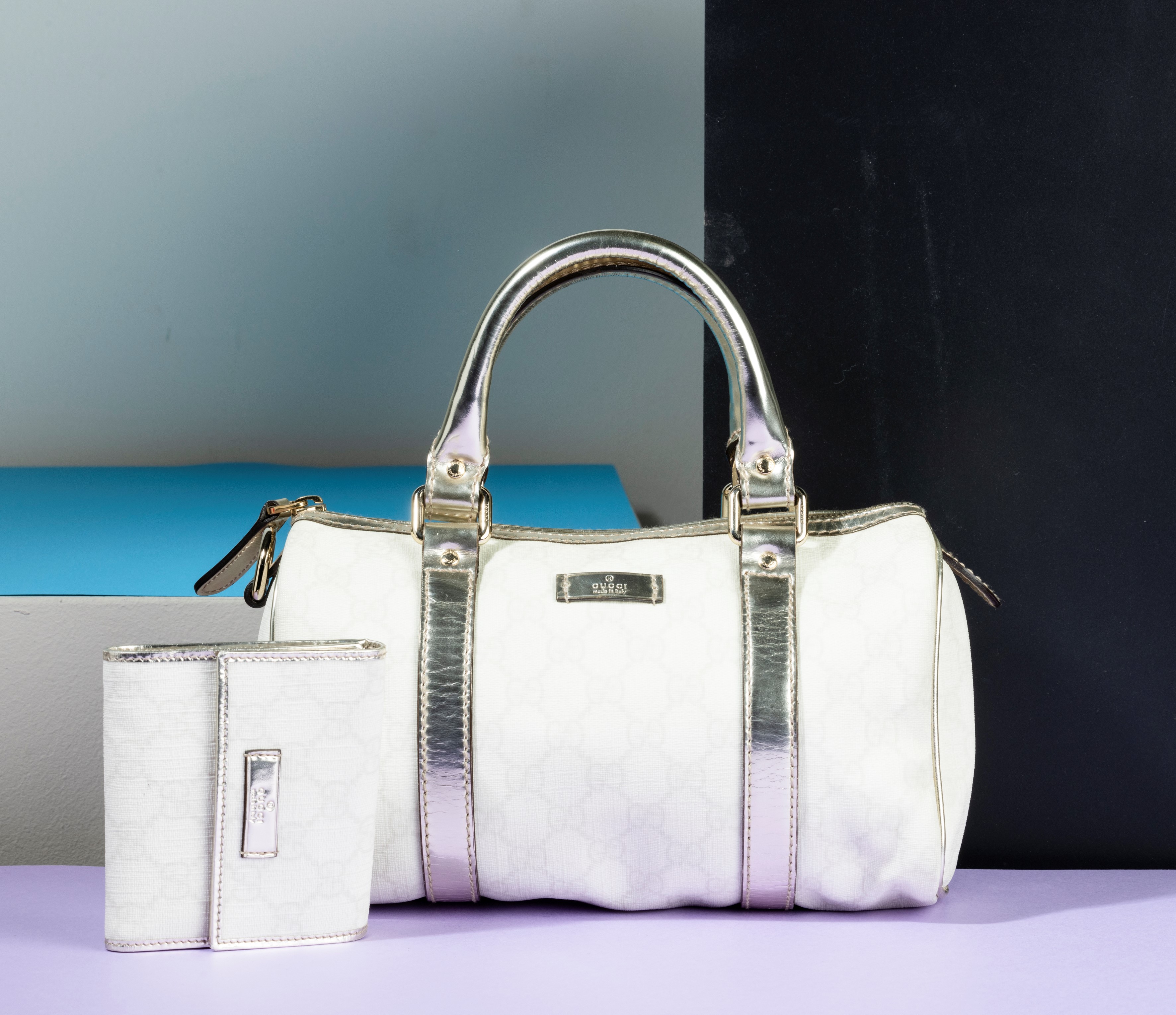 Gucci Boston Supreme Joy Bianco in Tessuto e Pelle con Portafogli Abbinato, Difetti, in Ottime Co...