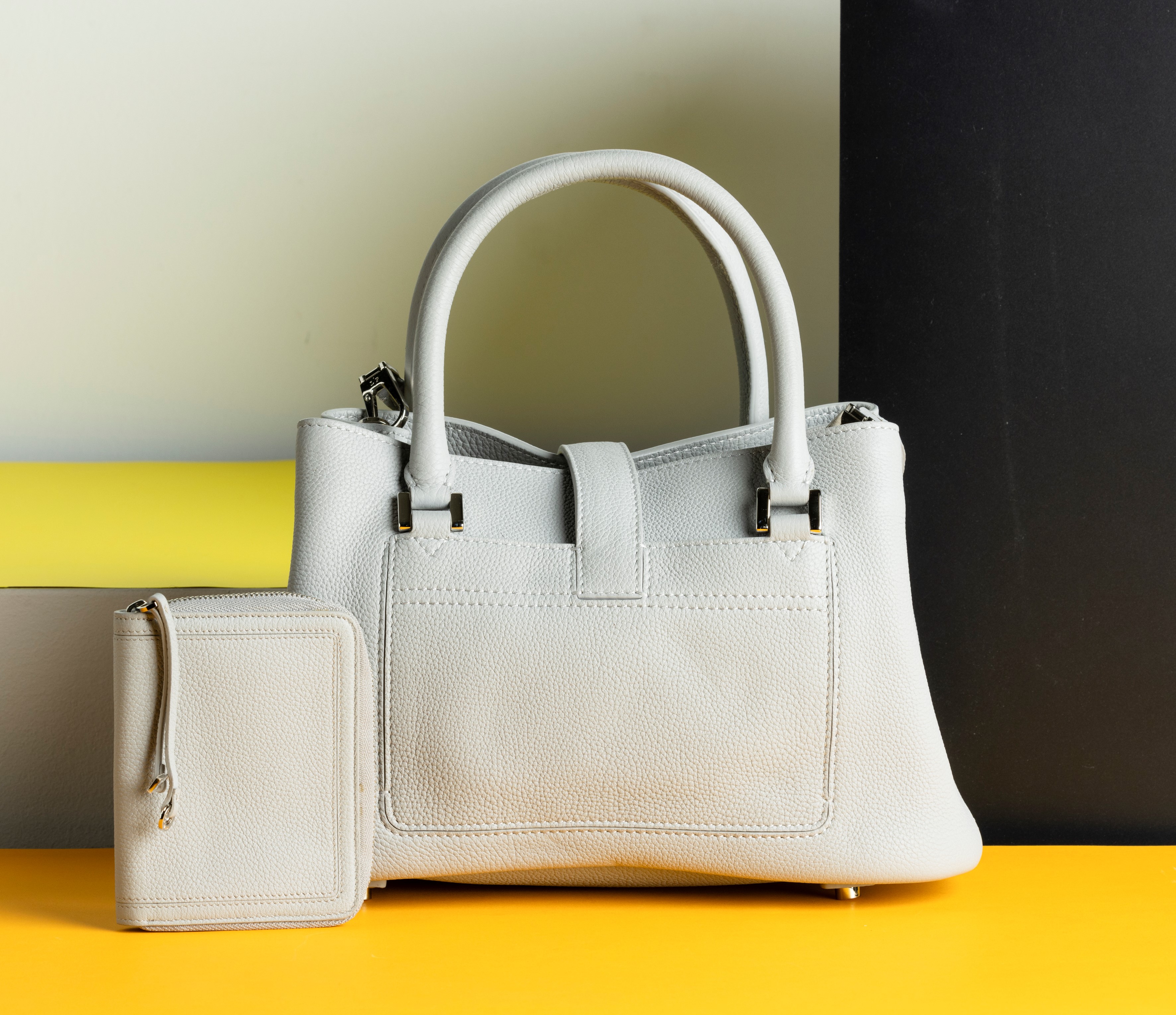 Loro Piana Borsa in Pelle Grigia con Portafogli Abbinato, Difetti, in Ottime Condizioni, Dustbag