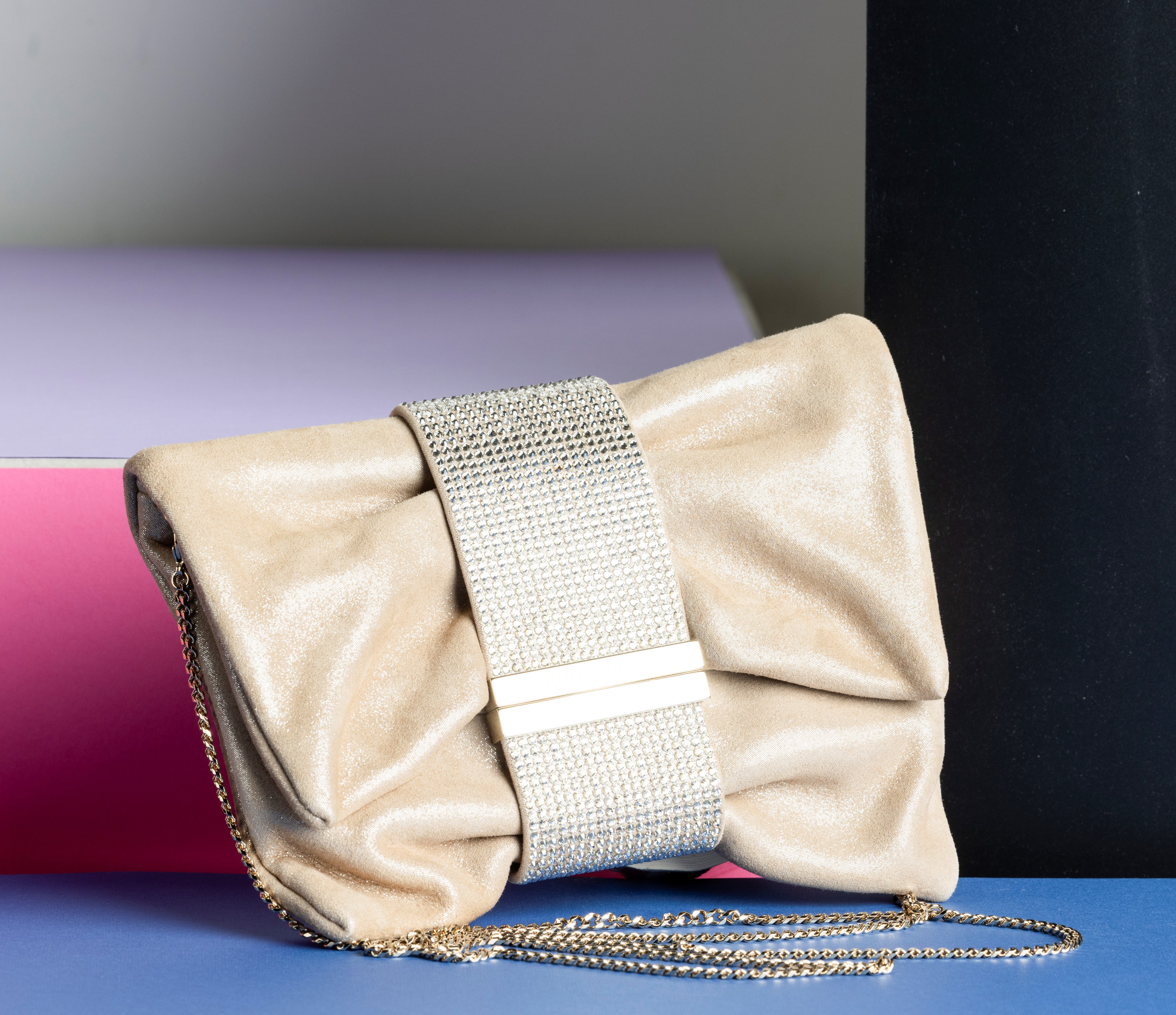 Jimmy Choo Pochette in Pelle con Tracolla, Decorata con Brillantini sulla Chiusura, Difetti, in O...