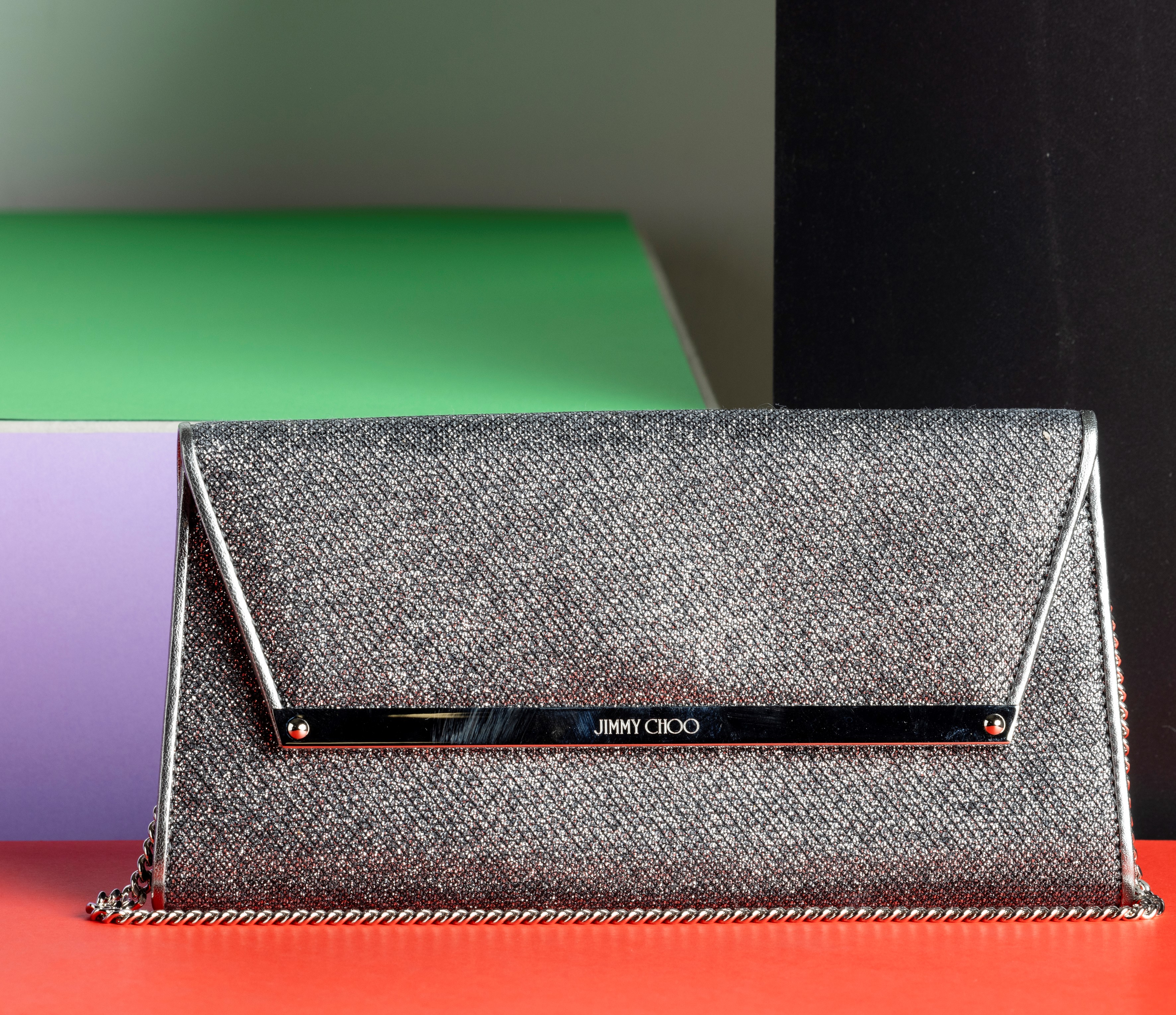 Jimmy Choo Pochette Milla in Tessuto Glitterato, con Catena a Spalla, Difetti, in Ottime Condizio...