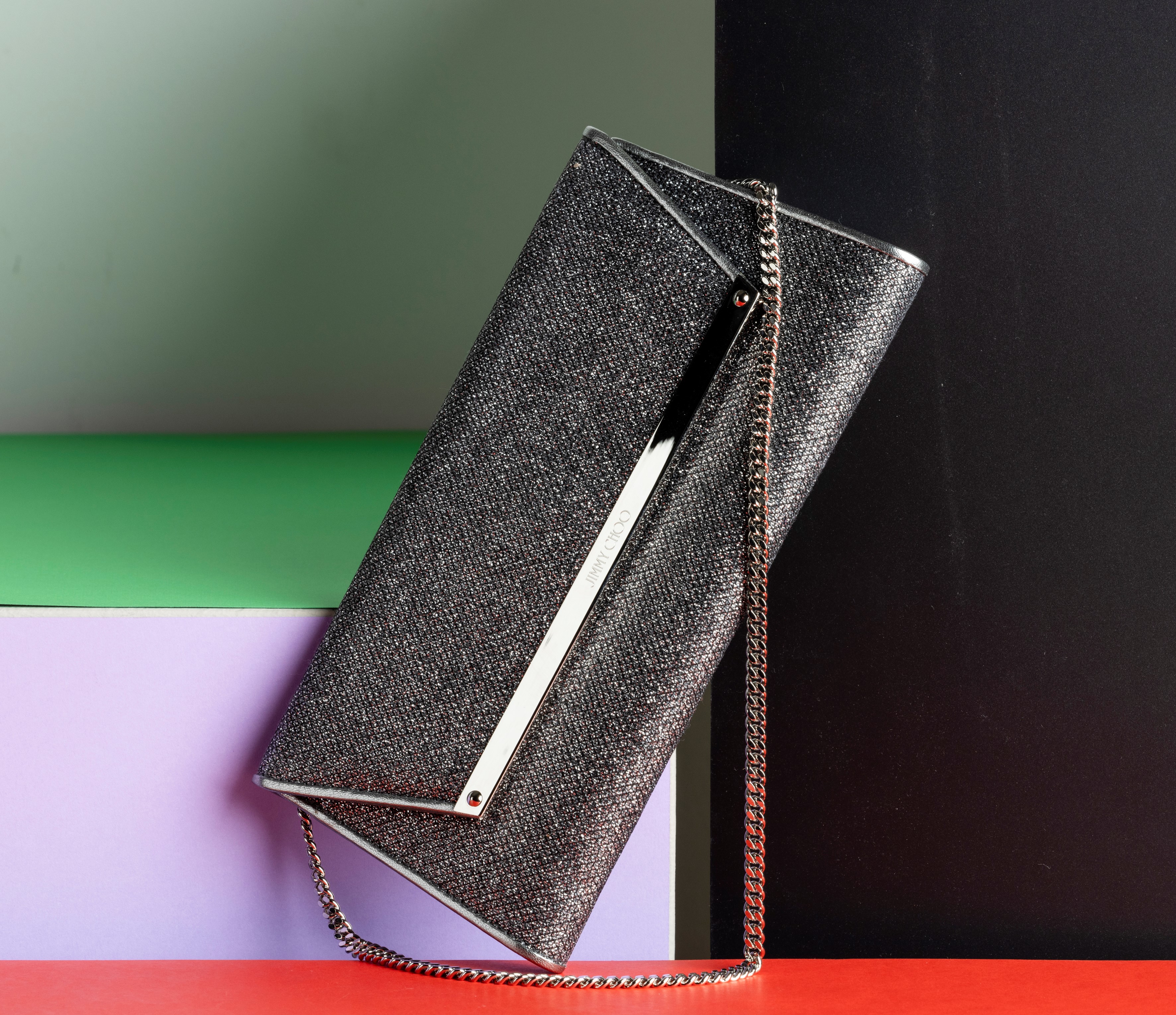 Jimmy Choo Pochette Milla in Tessuto Glitterato, con Catena a Spalla, Difetti, in Ottime Condizio...