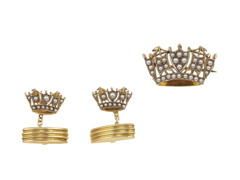 Set da uomo composto da una spilla ed un paio di bottoni da polso con piccole perle  - Asta Vintage Jewellery - Cambi Casa d'Aste