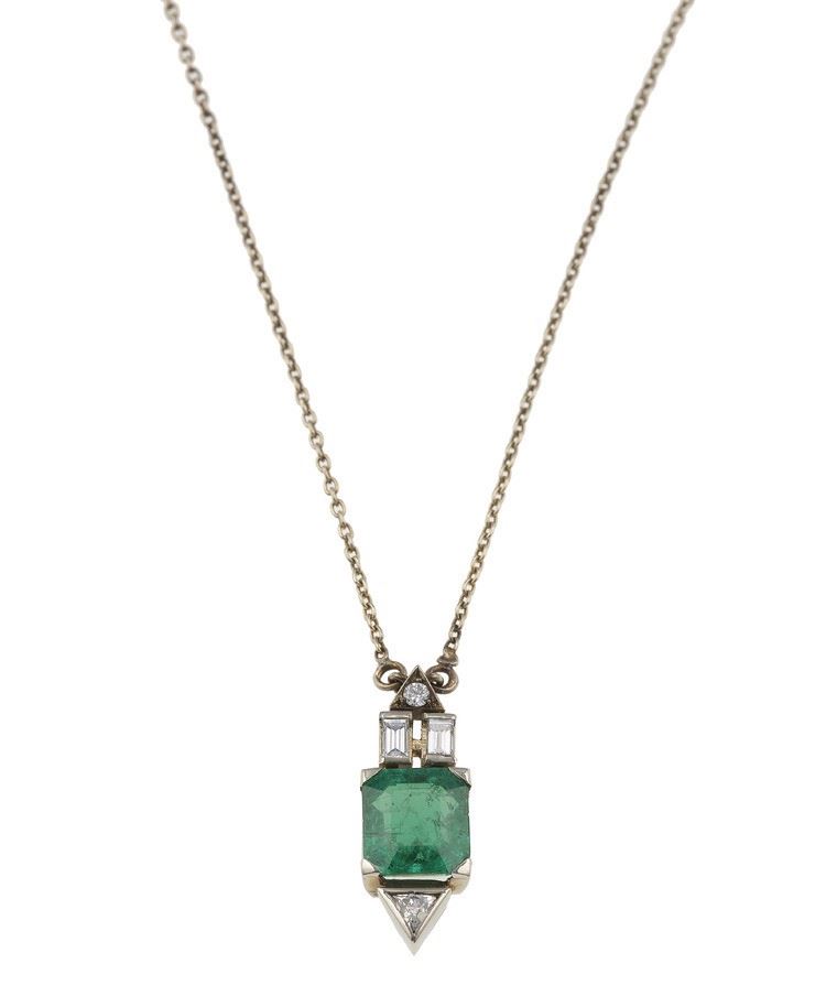 Emerald, diamond and gold pendant  - Auction Vintage Jewellery - Cambi Casa d'Aste