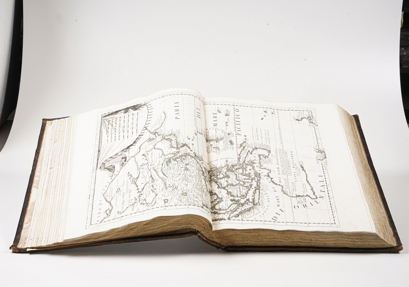 Coronelli Vincenzo (venezia, 1650 - 1718) (solo Tomo I) Atlante Veneto nel Quale Si Contiene la D...