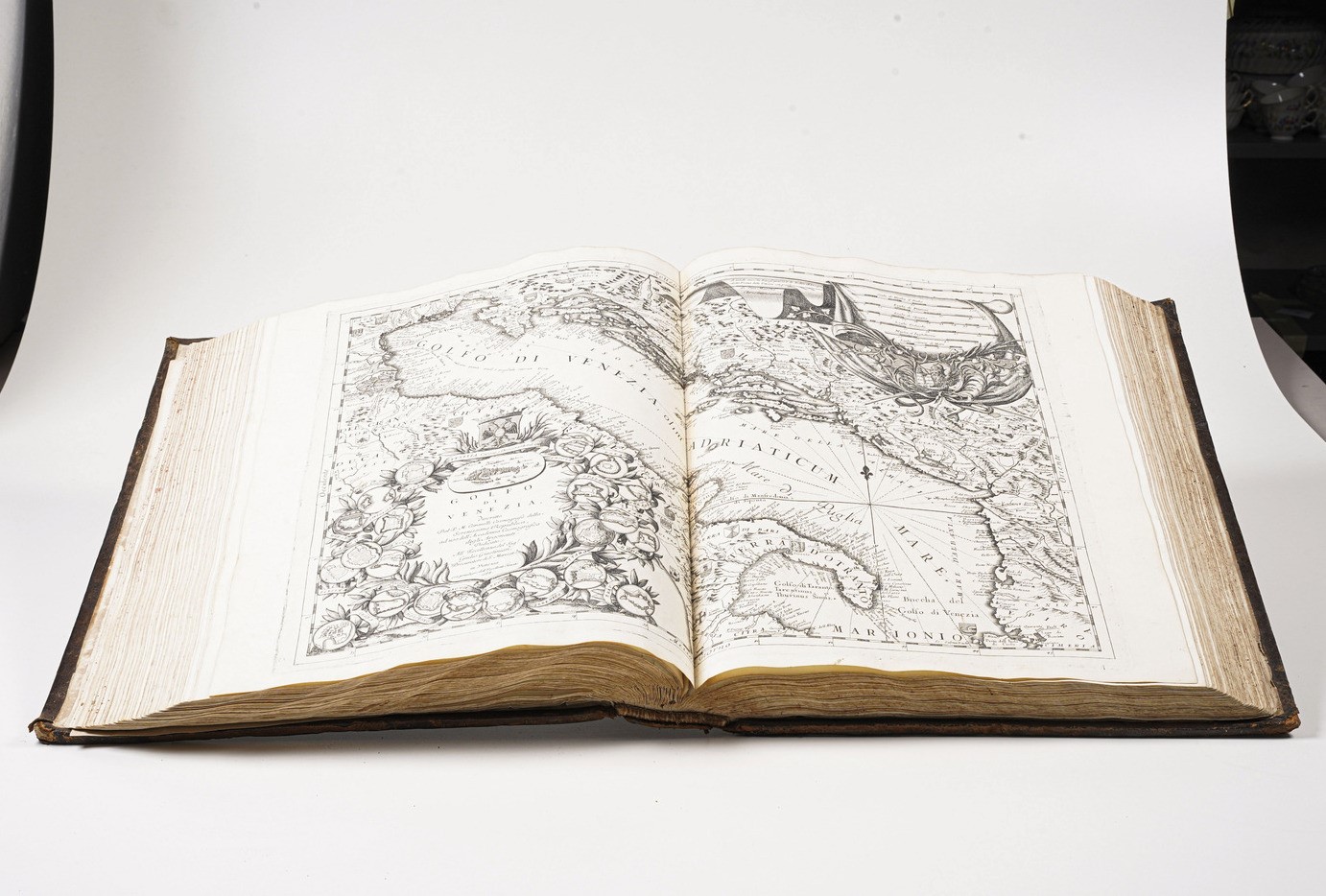 Coronelli Vincenzo (venezia, 1650 - 1718) (solo Tomo I) Atlante Veneto nel Quale Si Contiene la D...