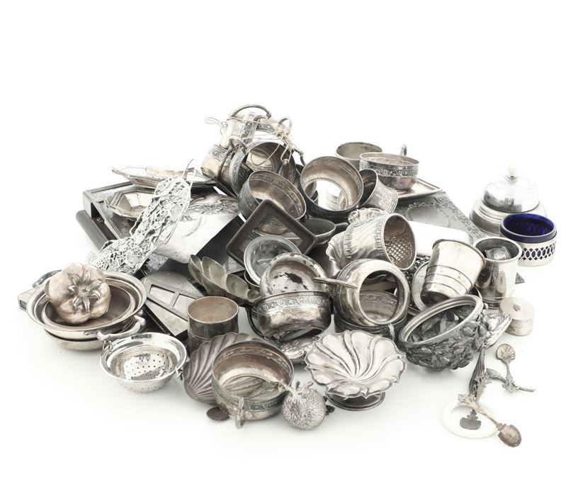 Lotto di piccoli oggetti in argento  - Auction Silverware - Cambi Casa d'Aste