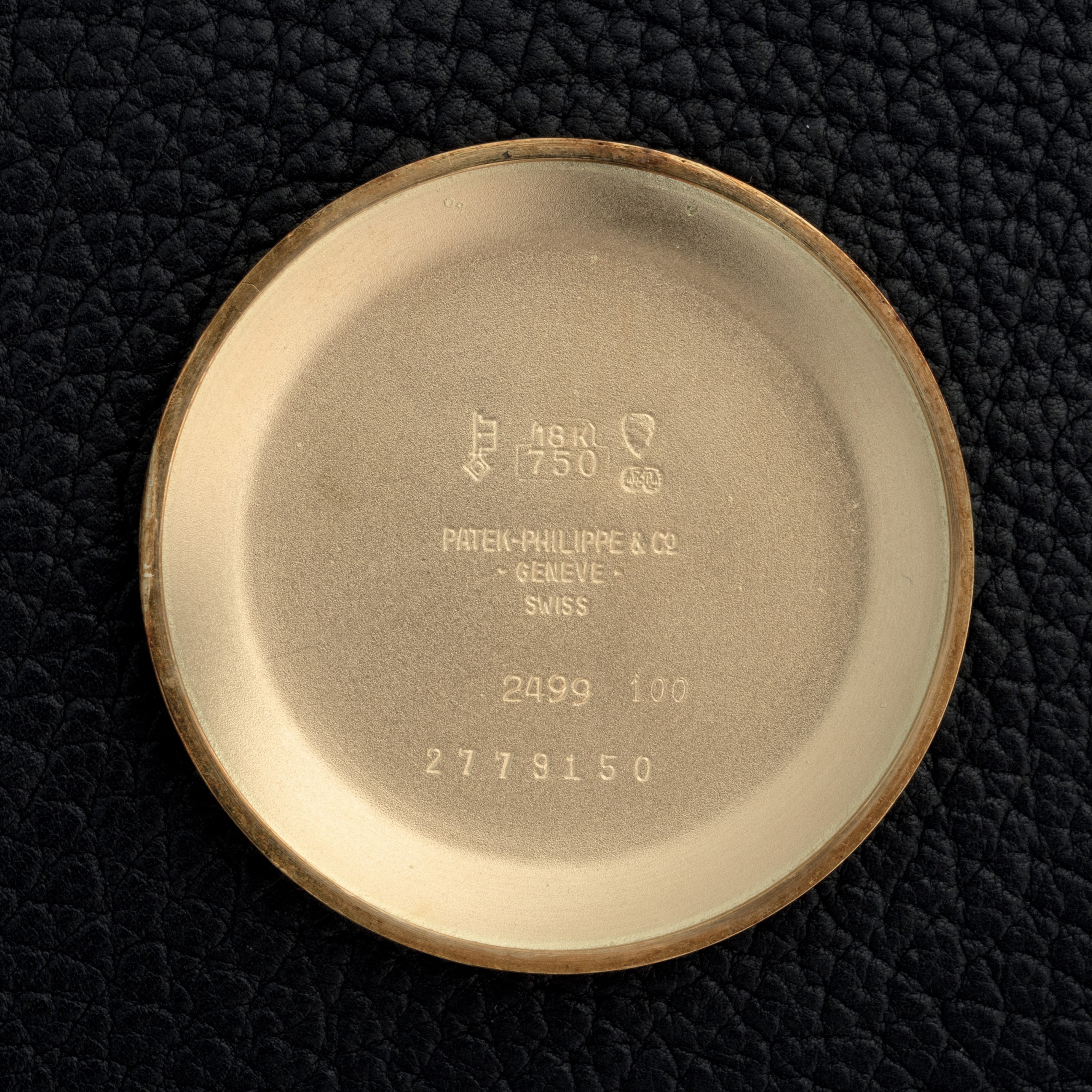 Patek Philippe - Ref 2499/100, Importante e Raro Orologio da Polso con Calendario Perpetuo in Oro...