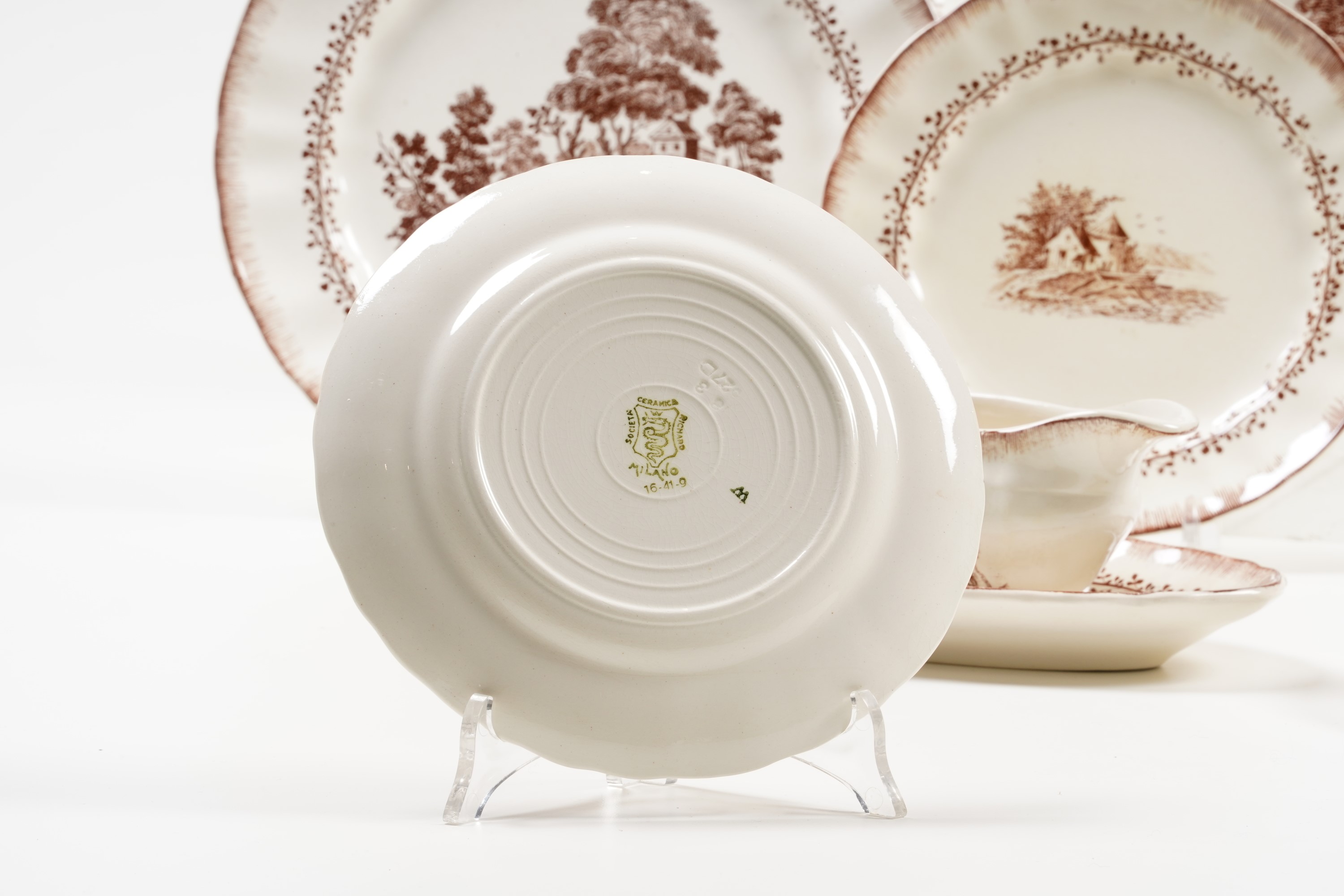 Servizio da Tavola.milano, Società Ceramica Richard, Ultimo Quarto del XIX Secolo.