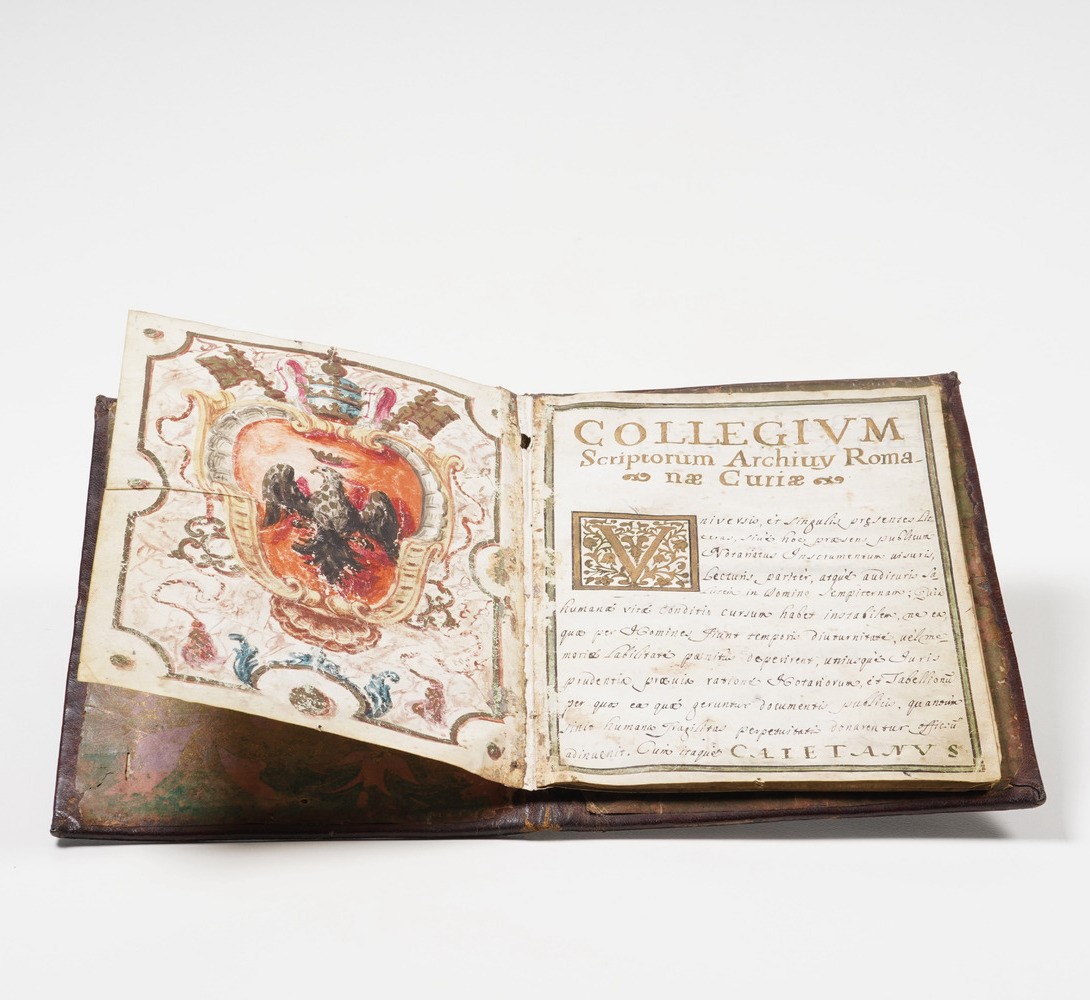 Legatura alle Armi- Manoscritto su Pergamena Collegium Scriptorium Archivi Romanae Curiae...roma ...