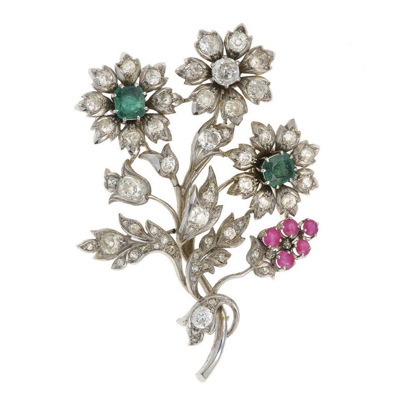 Spilla a soggetto floreale con diamanti di vecchio taglio, smeraldi e rubini  - Asta Vintage Jewellery - Cambi Casa d'Aste