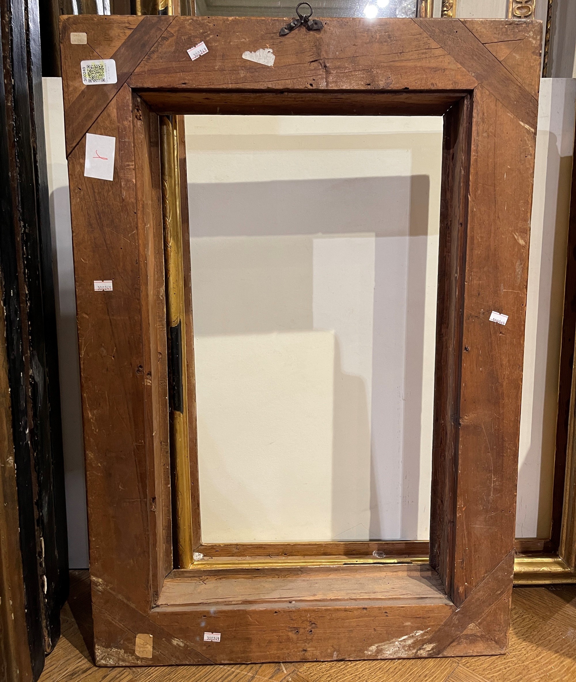 Cornice in Legno Dorato. Italia Centrale del XVIII Secolo