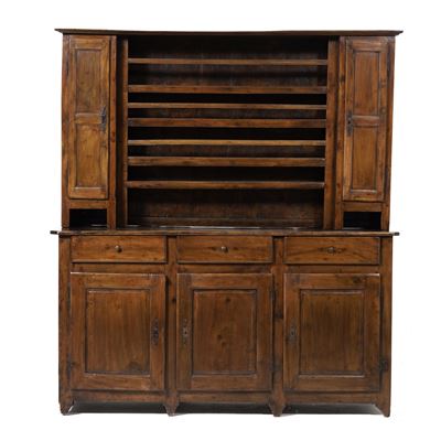Credenza con Piattaia in Noce. XIX Secolo