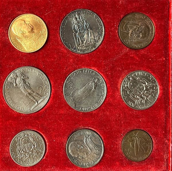VATICANO. PIO XI, 1922-1939. Lotto di nove monete.
