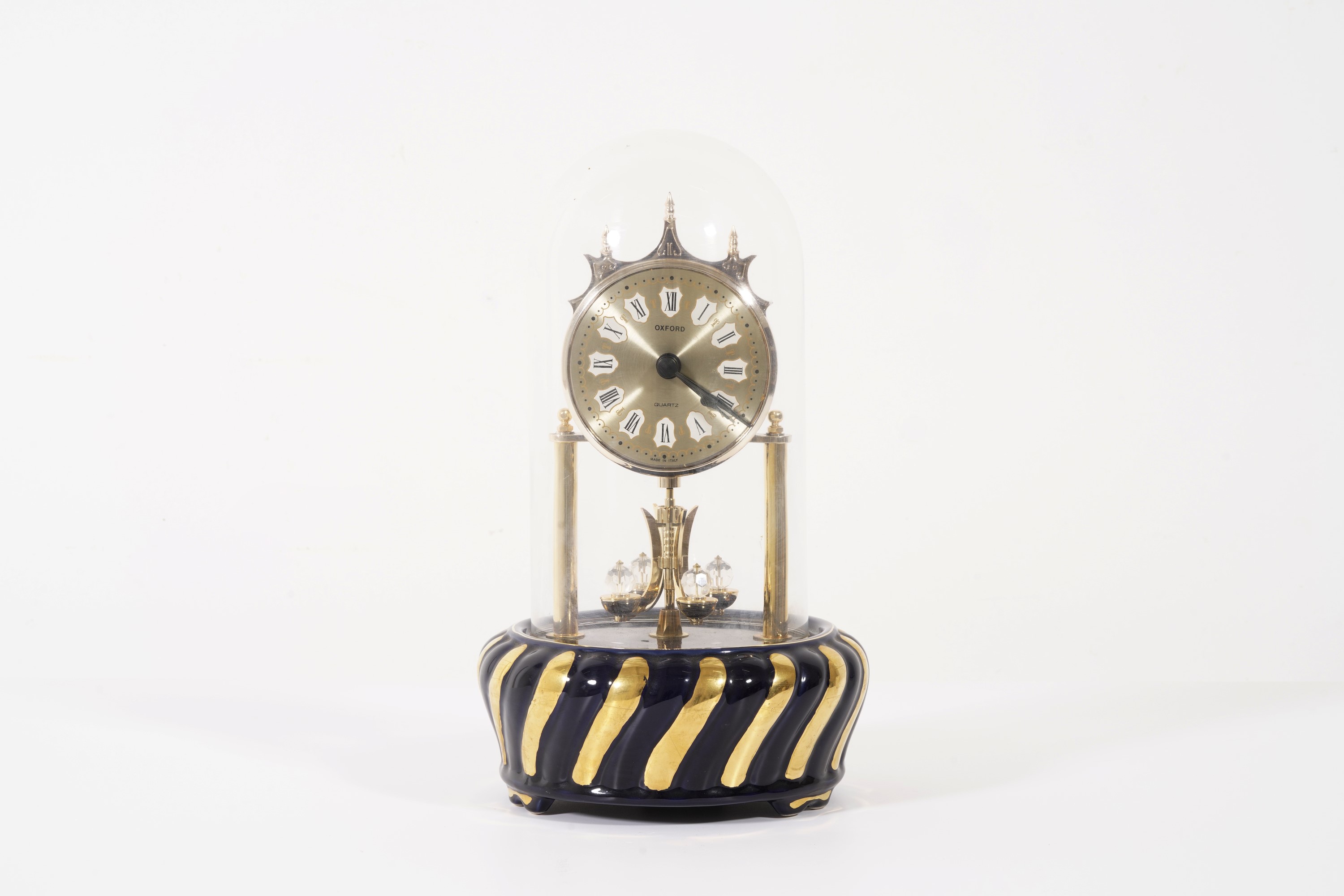 Orologio Sotto Campana di Vetro, XX Secolo