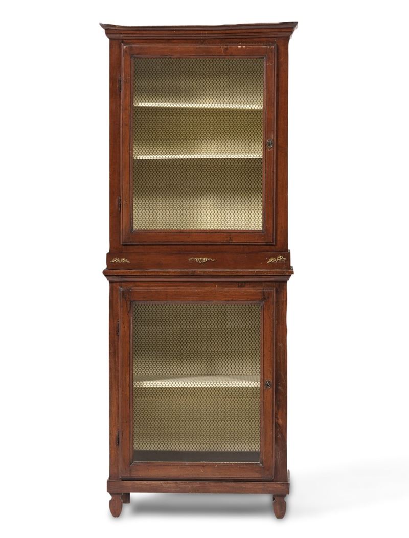 Vetrina in noce con alzata. XIX secolo  - Auction Antique - Cambi Casa d'Aste