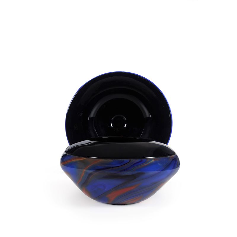 Piatto e vaso in vetro colorato  - Asta Antiquariato - Cambi Casa d'Aste