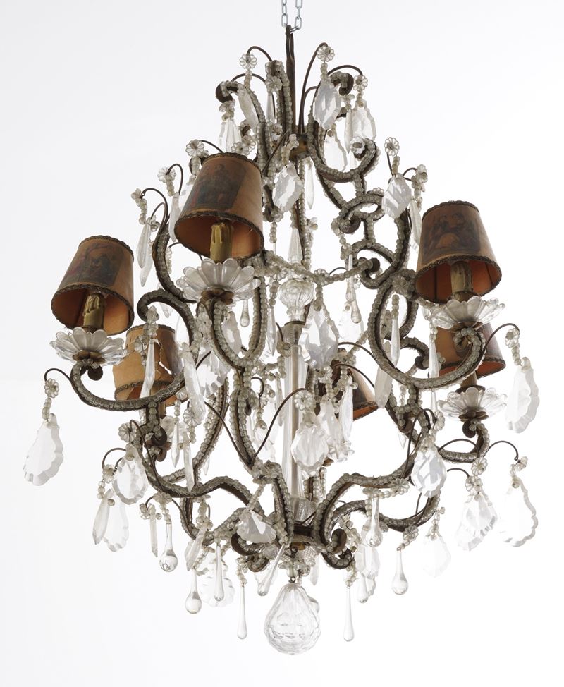 Lampadario a sei luci con pendenti in vetro molato e perlinatura. XIX secolo  - Asta Antiquariato - Cambi Casa d'Aste