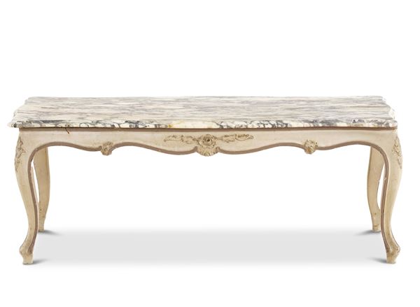 Tavolino da salotto in legno dipinto