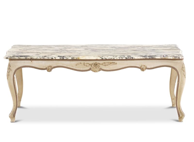 Tavolino da salotto in legno dipinto  - Auction Antiques - Cambi Casa d'Aste