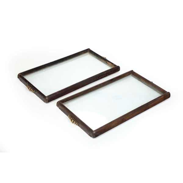 Due vassoi legno e vetro, XX secolo