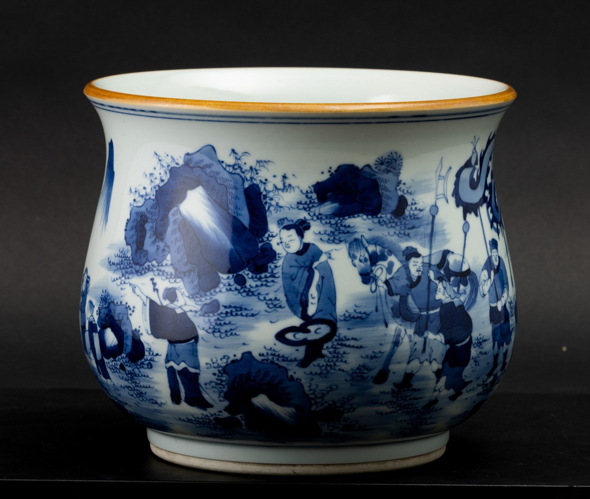 Vaso in Porcellana Bianca e Blu Raffigurante Scena di Vita Comune, Cina, Dinastia Qing, XX Secolo