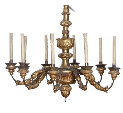 Coppia di Lampadari in Legno Intagliato e Dorato. XVIII Secolo
