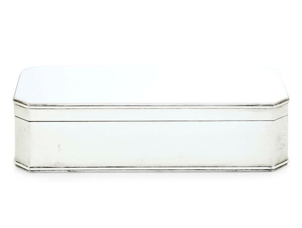 Scatola. Argenteria artistica italiana del XX secolo. Argentiere Bartolini Bartolozzi, Firenze per Serra Roma